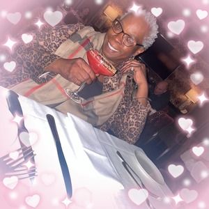 Meet your Posher, Arlene